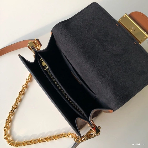 WIS Spring Mini（2019 Vuitton Show） Louis Dauphine 0121